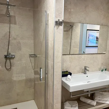 Marlet Boutique 3*